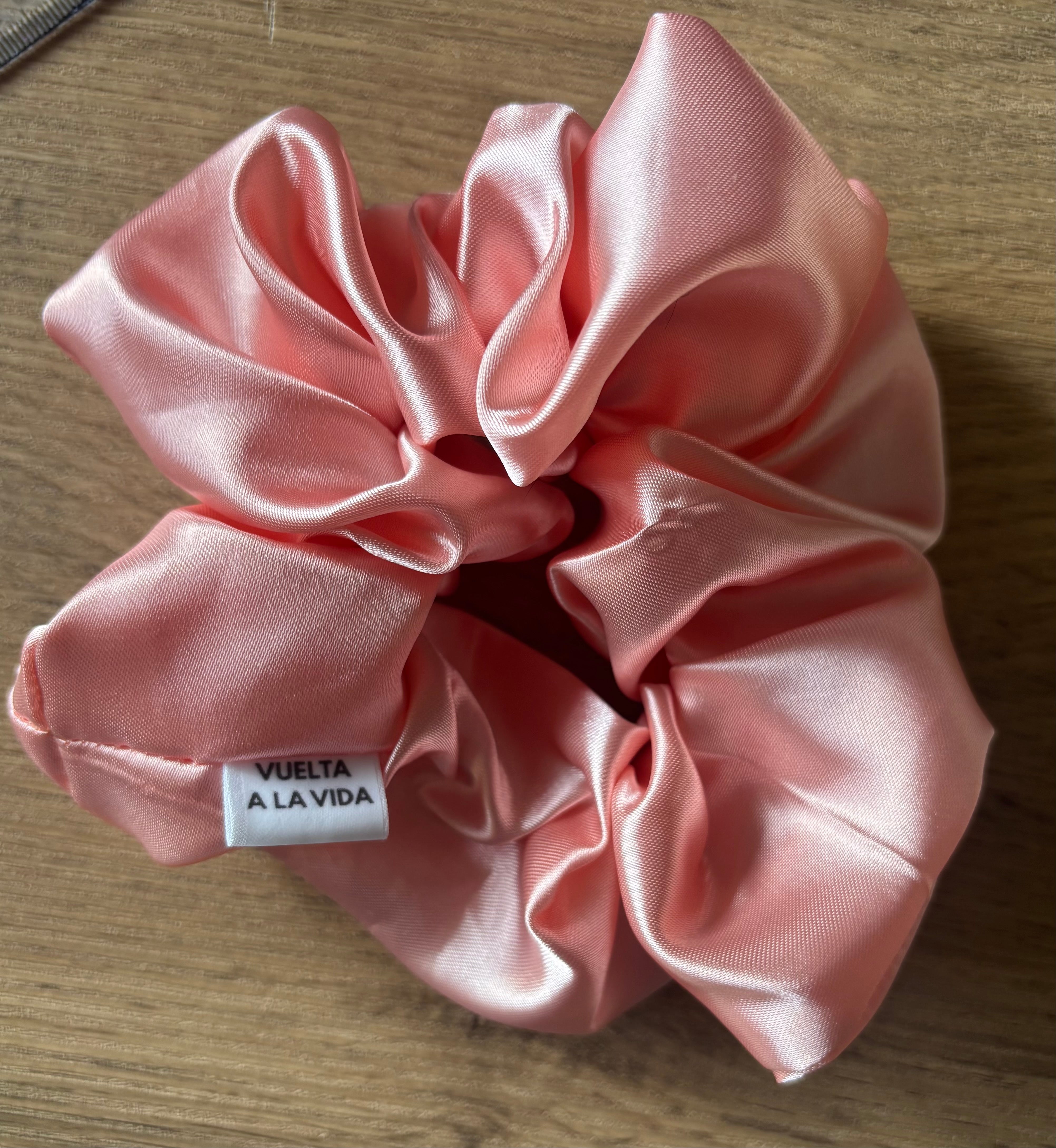 Dreamy Satin Cream XL Scrunchie
