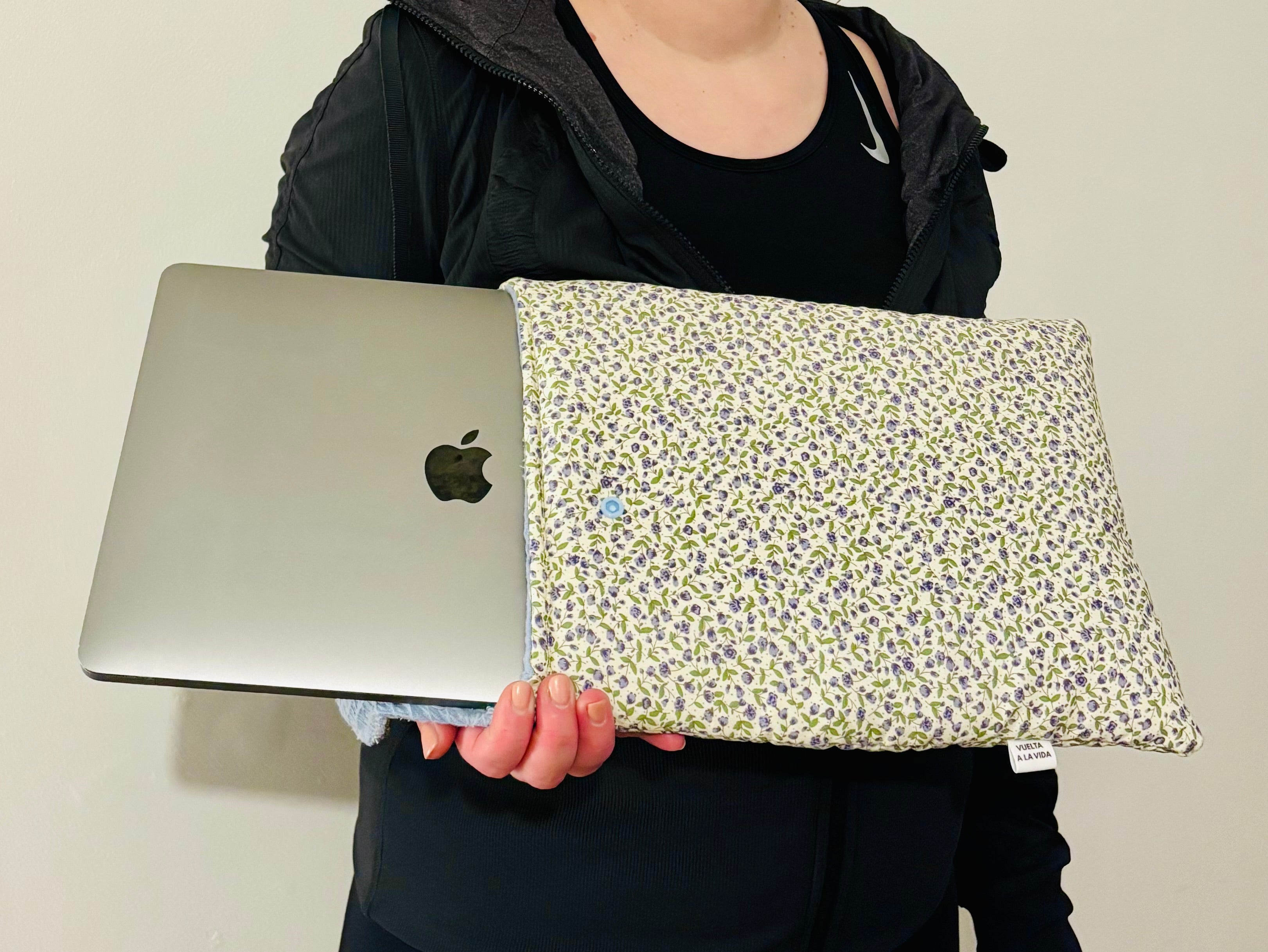 Heirloom Garden Laptop Sleeve